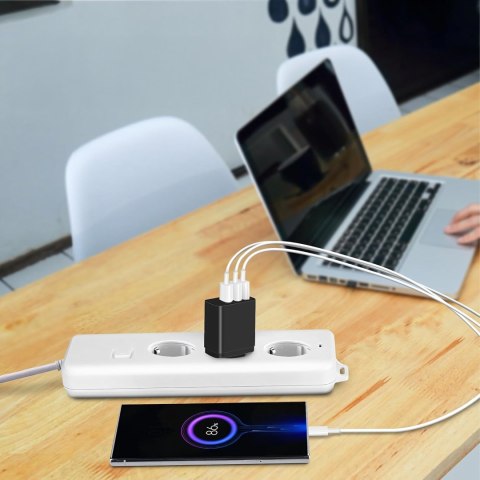 Mocna Kostka Ładowarka Sieciowa 3 x Usb Uniwerslana USB 3 Porty 5V 3.4A